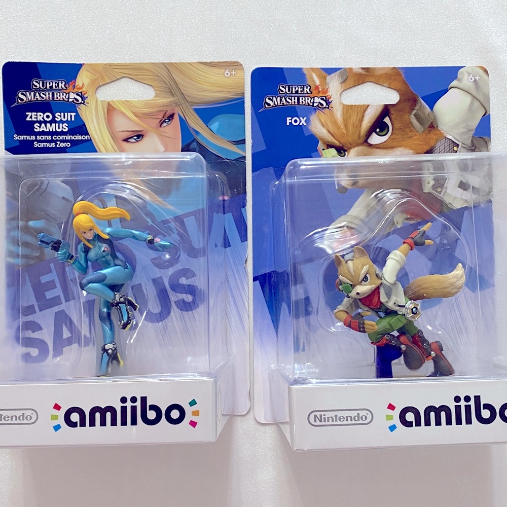 Nintendo Amiibo 2 piece Zero Suit Samus & Fox 2014 & 2015 NOS Factory Sealed